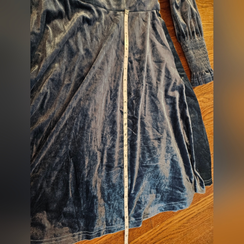 NWOT Baltic Born Light Blue Velvet Long Sleeve Dress - Picture 8 of 8